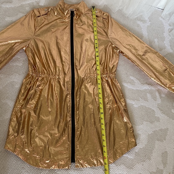 Sweet Rain brand! Metallic Gold/hint of rose Raincoat Size L - Picture 16 of 17